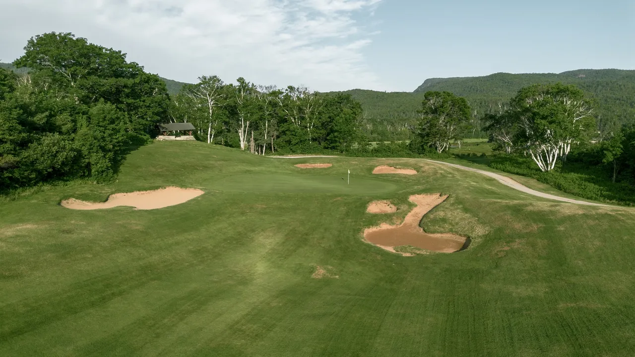 Hole 5 gallery