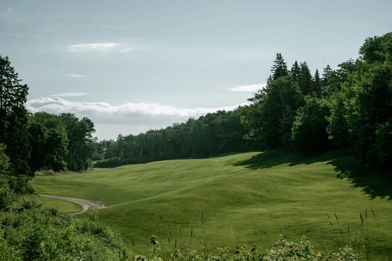 Hole 13 gallery