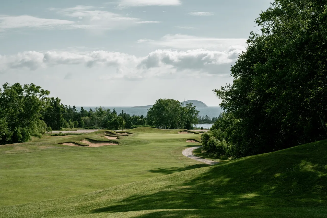 Hole 15 gallery