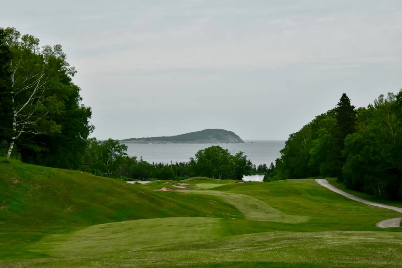 Hole 15 gallery